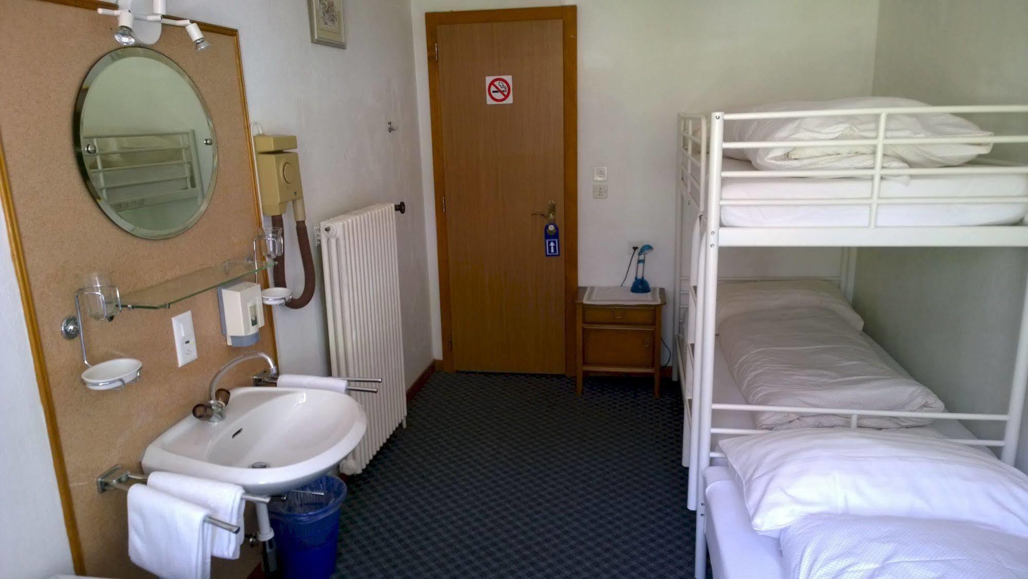 Swiss Lodge Hotel Bernerhof เวงเงน ภายนอก รูปภาพ